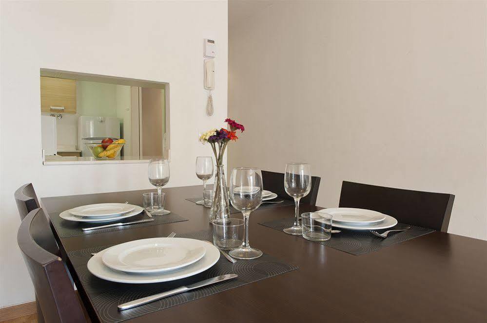 Mh Apartments Liceo Барселона Экстерьер фото
